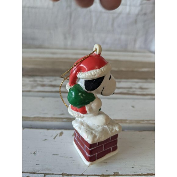 United feature Snoopy Santa bag chimney ornament X - Picture 2 of 6